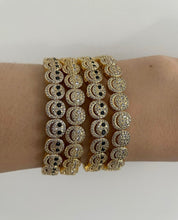 Load image into Gallery viewer, Happy Face Stretch Bracelet
